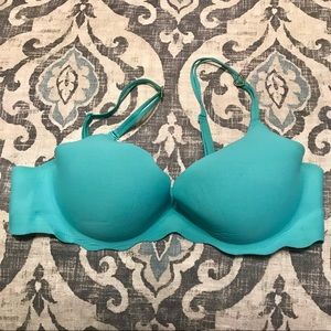 38C Very Sexy Push-up VS Bright Blue Bra 💙